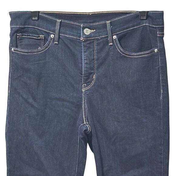 Levi’s high rise skinny jeans - Picture 3 of 9